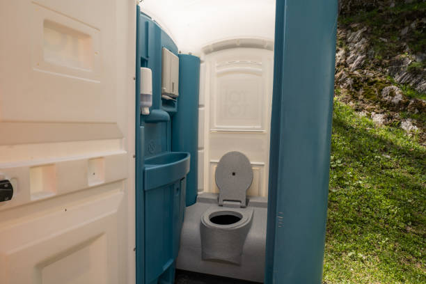 Best Portable restroom trailer rental  in Tea, SD